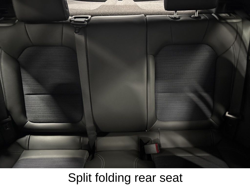 Vehicle image 23 of 45