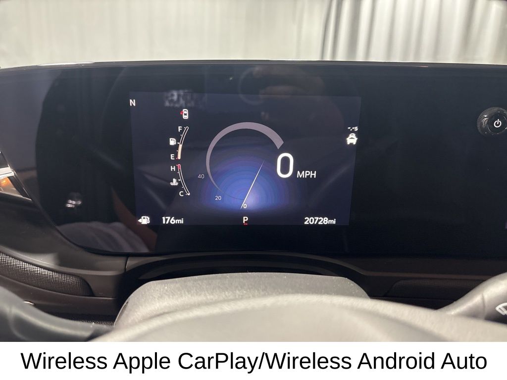 Vehicle image 18 of 45