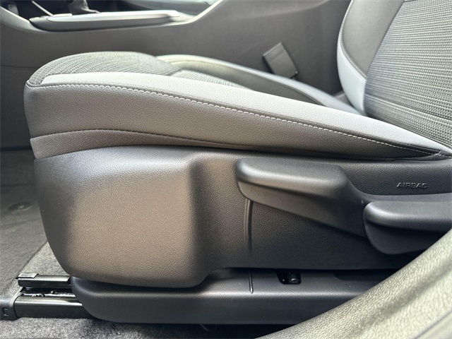 Vehicle image 12 of 26