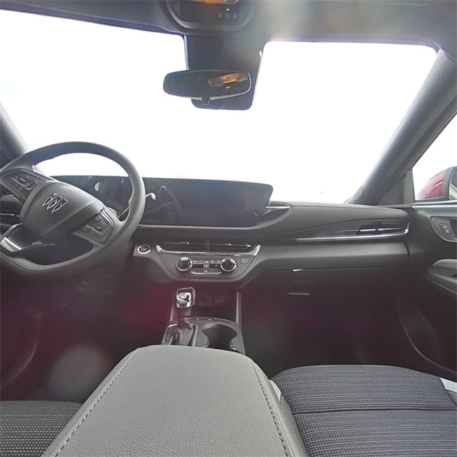 Vehicle image 23 of 26
