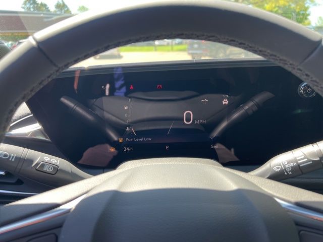 Vehicle image 12 of 31