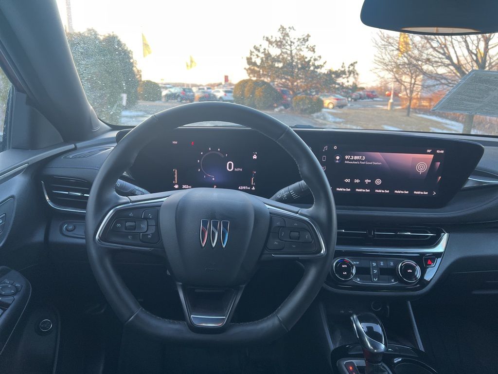 2024 Buick Envista Sport Touring Image 10 of 27