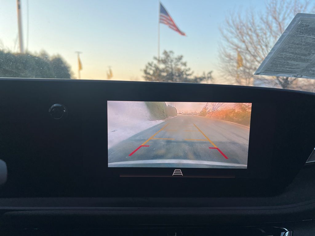 2024 Buick Envista Sport Touring Image 15 of 27