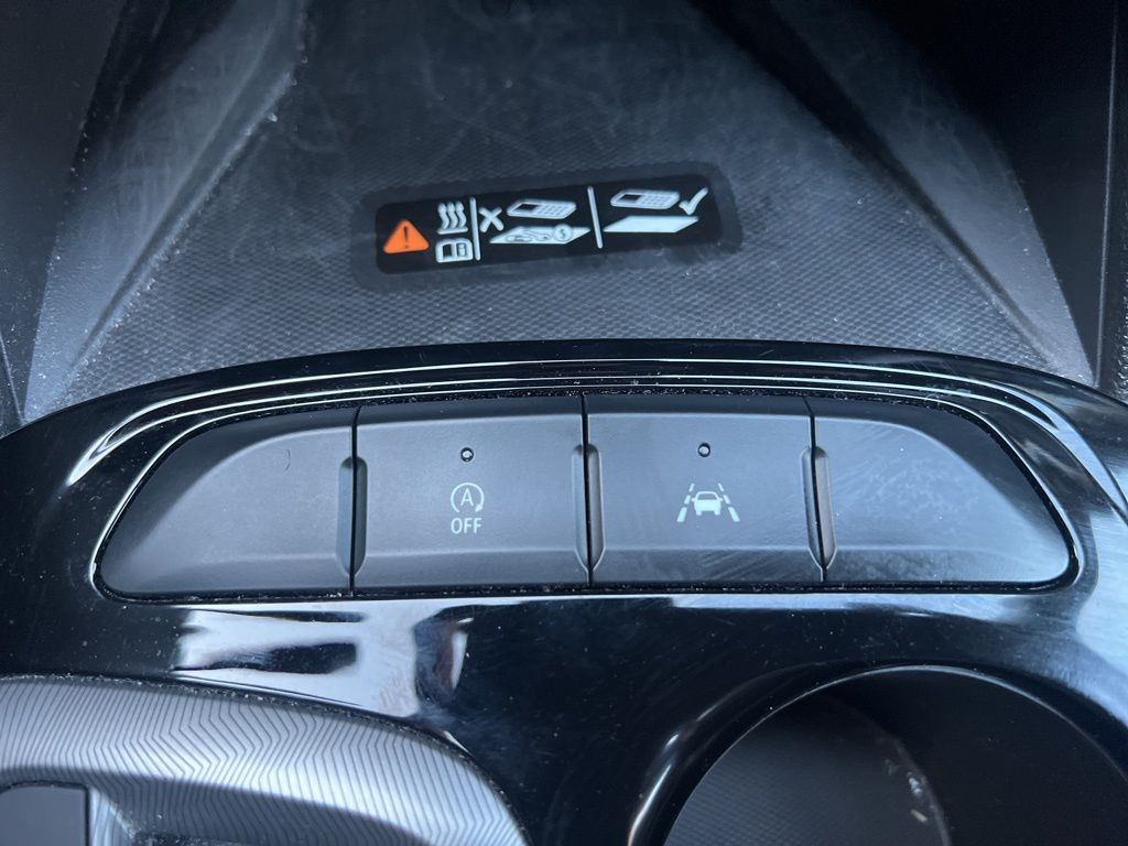 2024 Buick Envista Sport Touring Image 12 of 27