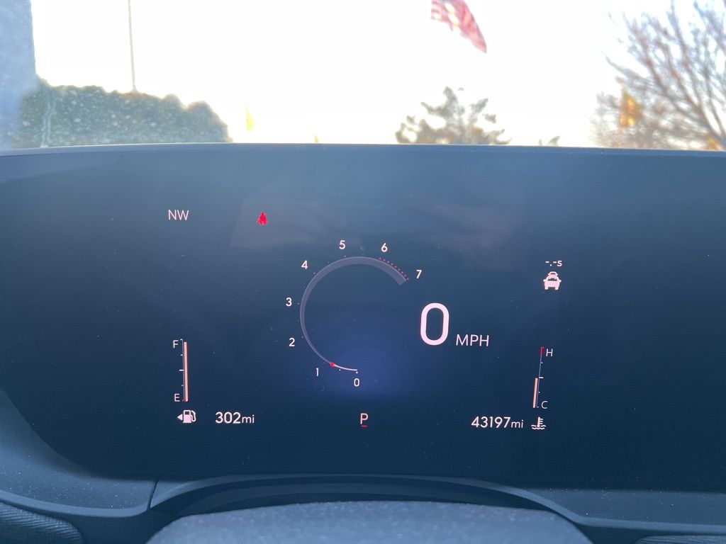 2024 Buick Envista Sport Touring Image 13 of 27