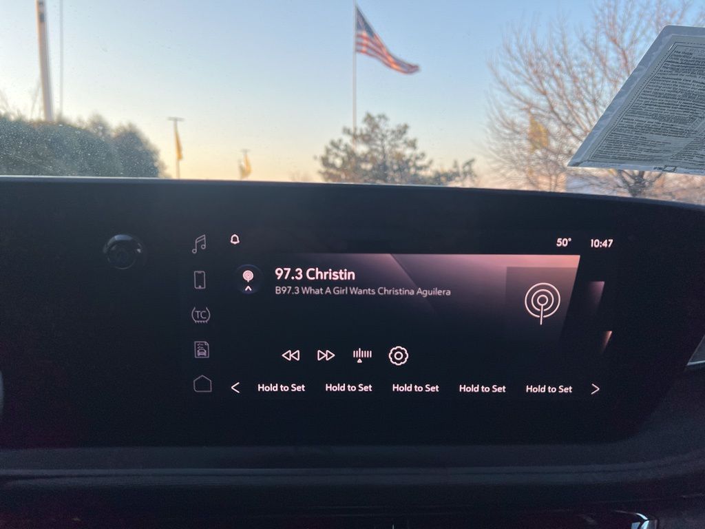 2024 Buick Envista Sport Touring Image 14 of 27