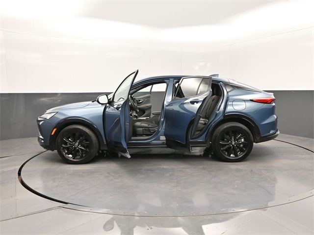 Vehicle image 12 of 36