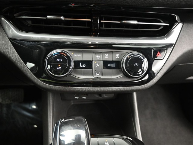 Vehicle image 27 of 36
