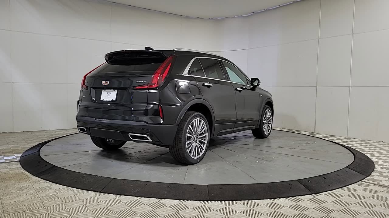Vehicle image 10 of 33