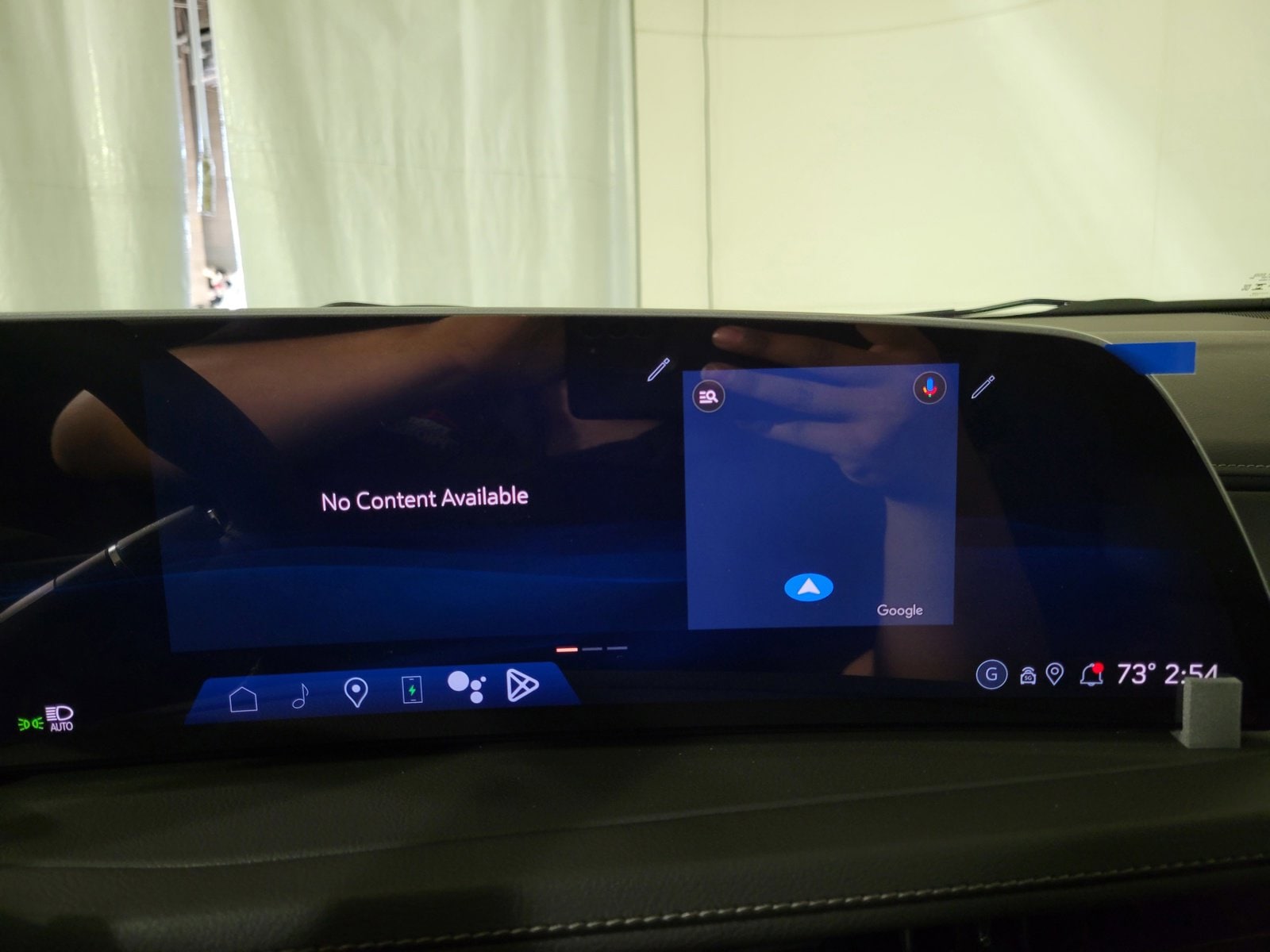 Vehicle image 23 of 33