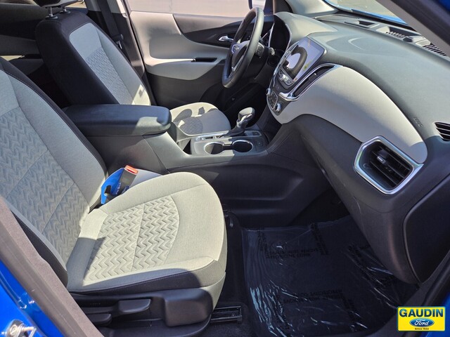 Vehicle image 12 of 25