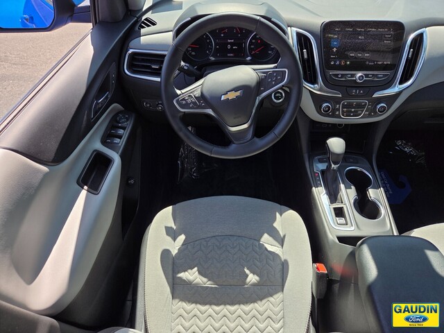 Vehicle image 16 of 25