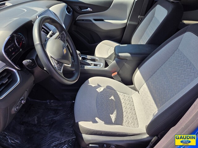 Vehicle image 14 of 25
