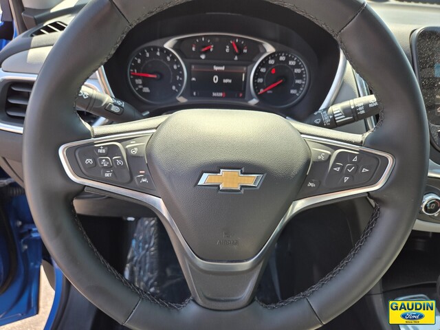 Vehicle image 17 of 25