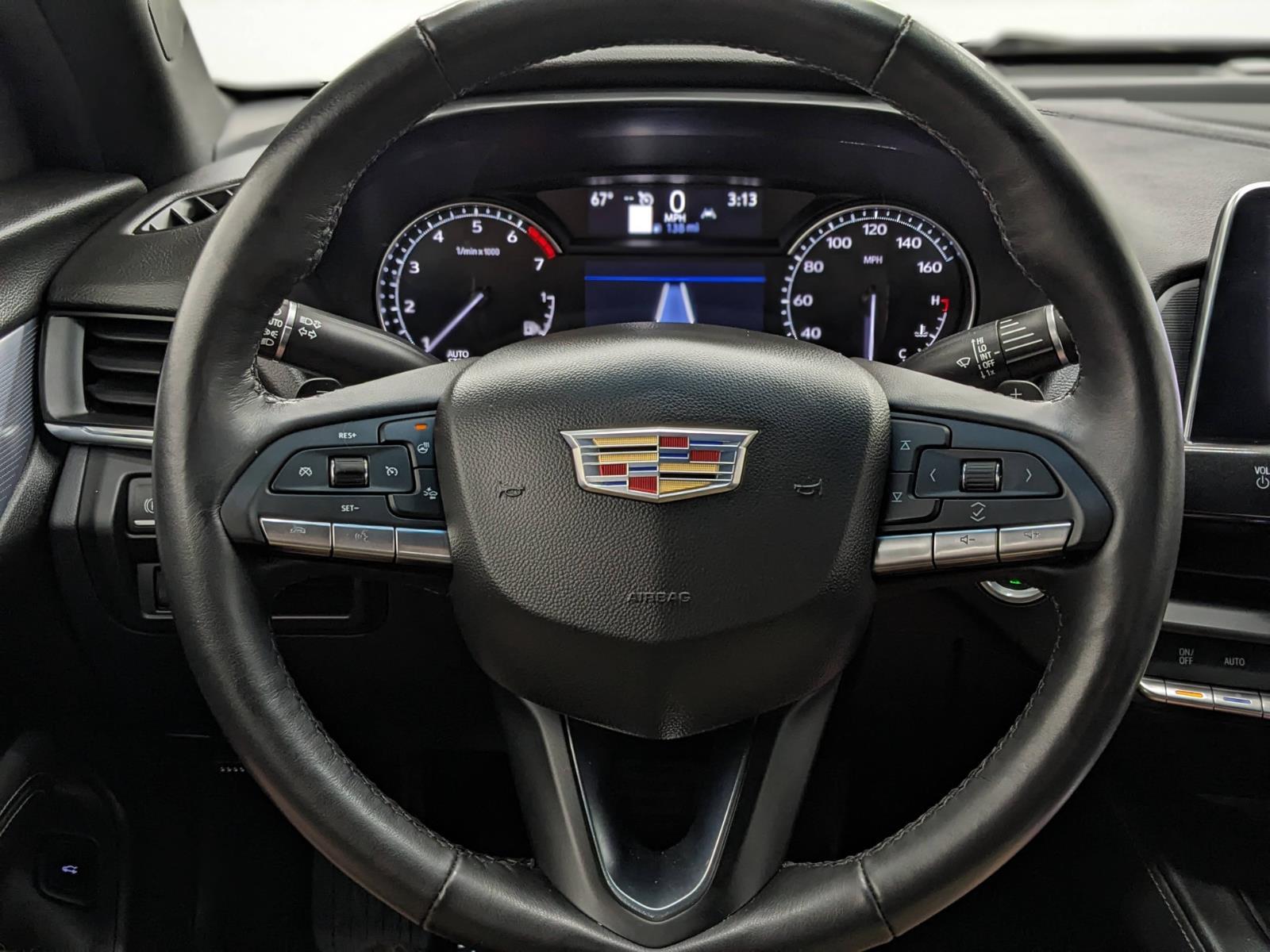 Vehicle image 27 of 34