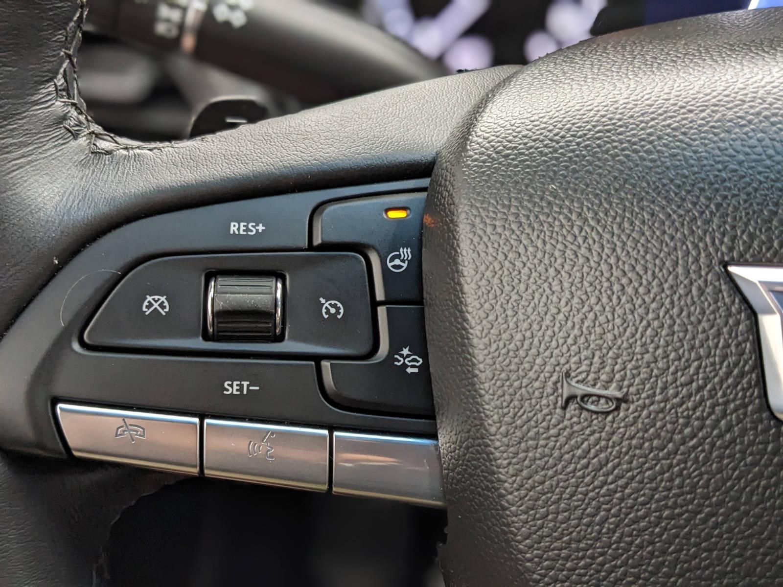 Vehicle image 24 of 34