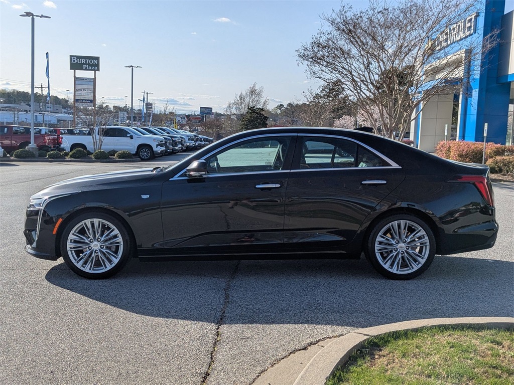 Vehicle image 2 of 29