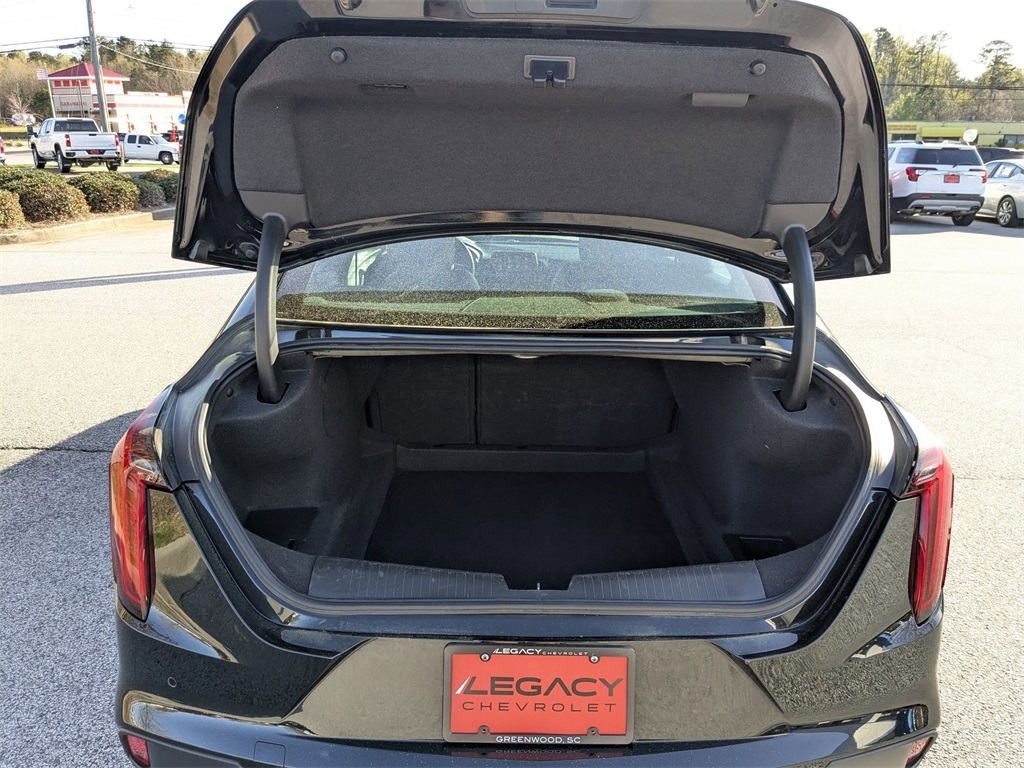 Vehicle image 27 of 29