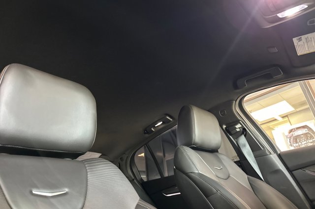 Vehicle image 16 of 28