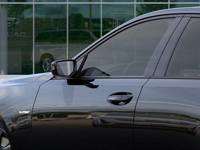 Vehicle image 12 of 24