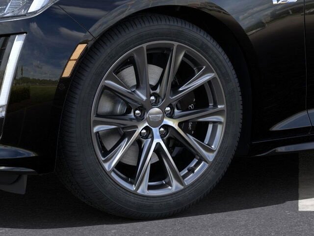 Vehicle image 9 of 24