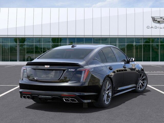 Vehicle image 4 of 24