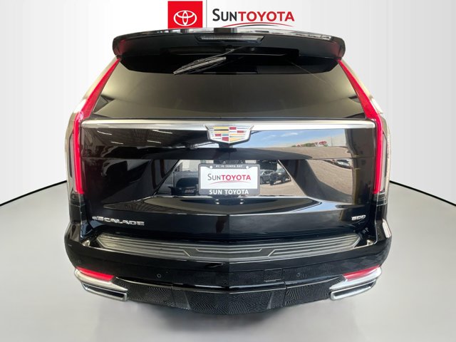 Vehicle image 8 of 31
