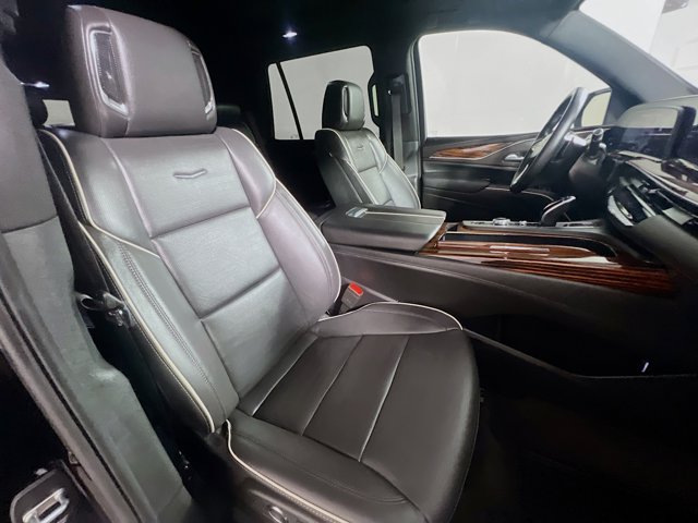 Vehicle image 27 of 31