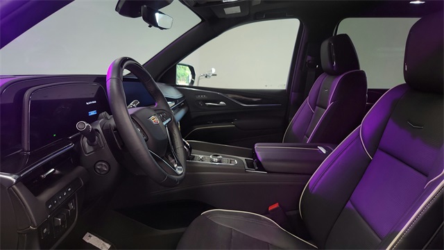 Vehicle image 22 of 25
