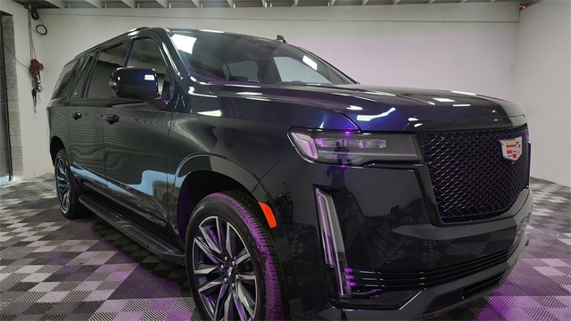 Vehicle image 4 of 25