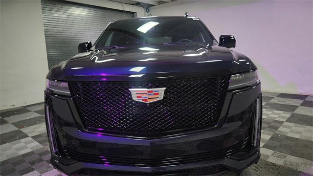 Vehicle image 2 of 25