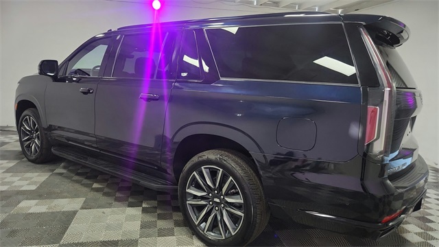 Vehicle image 9 of 25