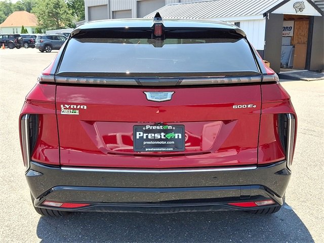 Vehicle image 9 of 32