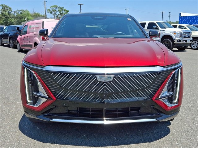Vehicle image 3 of 32