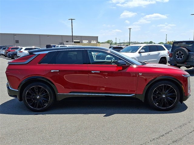 Vehicle image 6 of 32