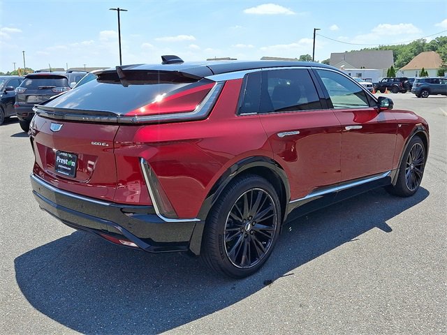 Vehicle image 7 of 32