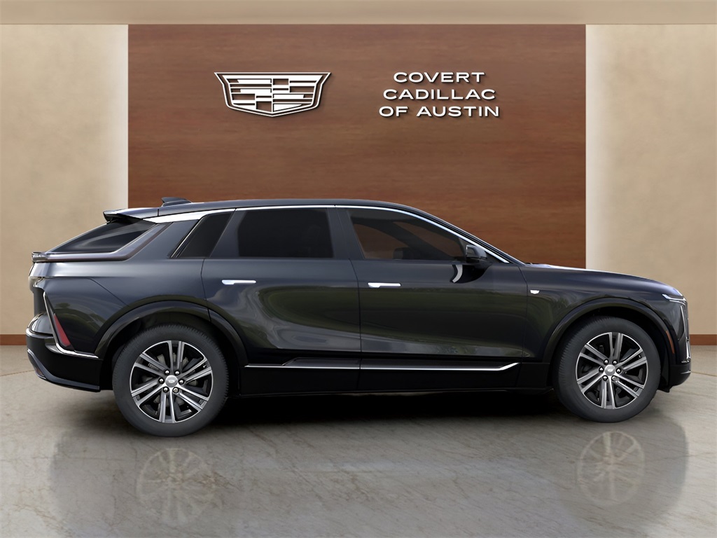 Vehicle image 4 of 24