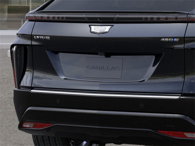 Vehicle image 8 of 24