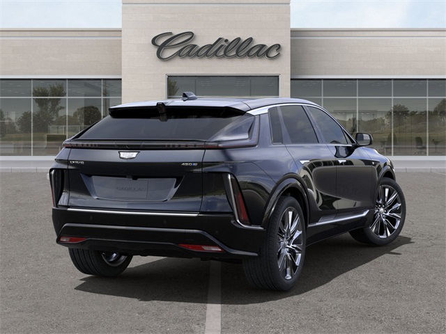 Vehicle image 7 of 24