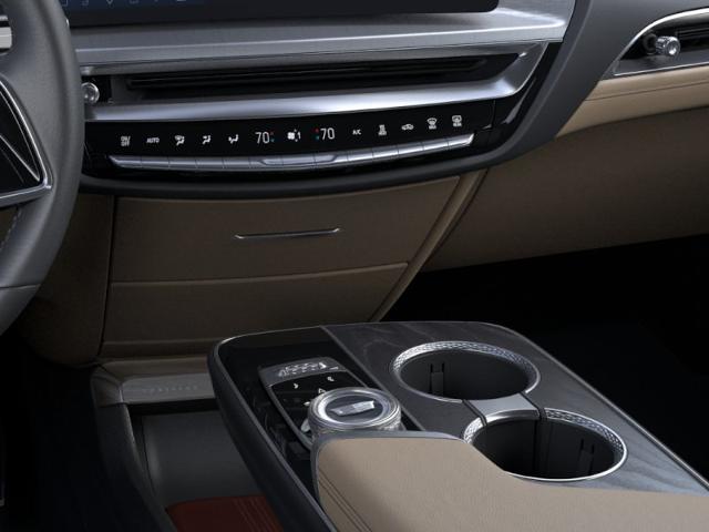 Vehicle image 24 of 25