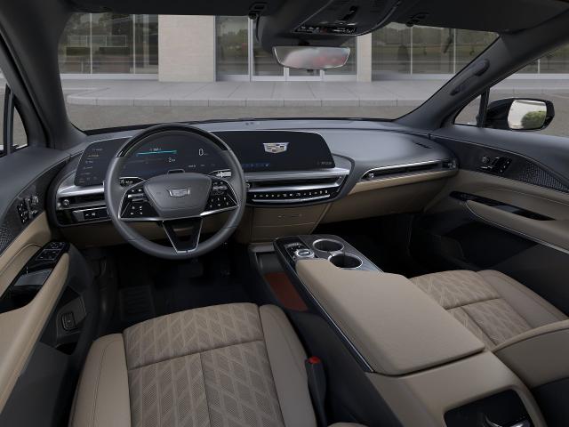 Vehicle image 16 of 25