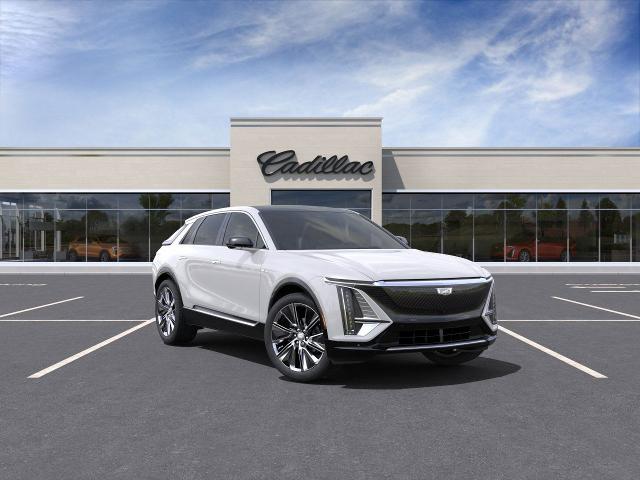 Vehicle image 4 of 24