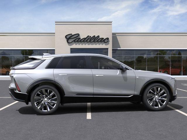 Vehicle image 7 of 25