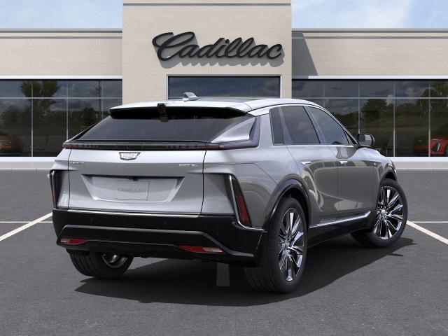 Vehicle image 8 of 25