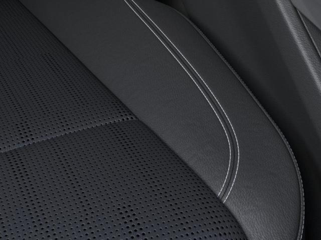 Vehicle image 22 of 25