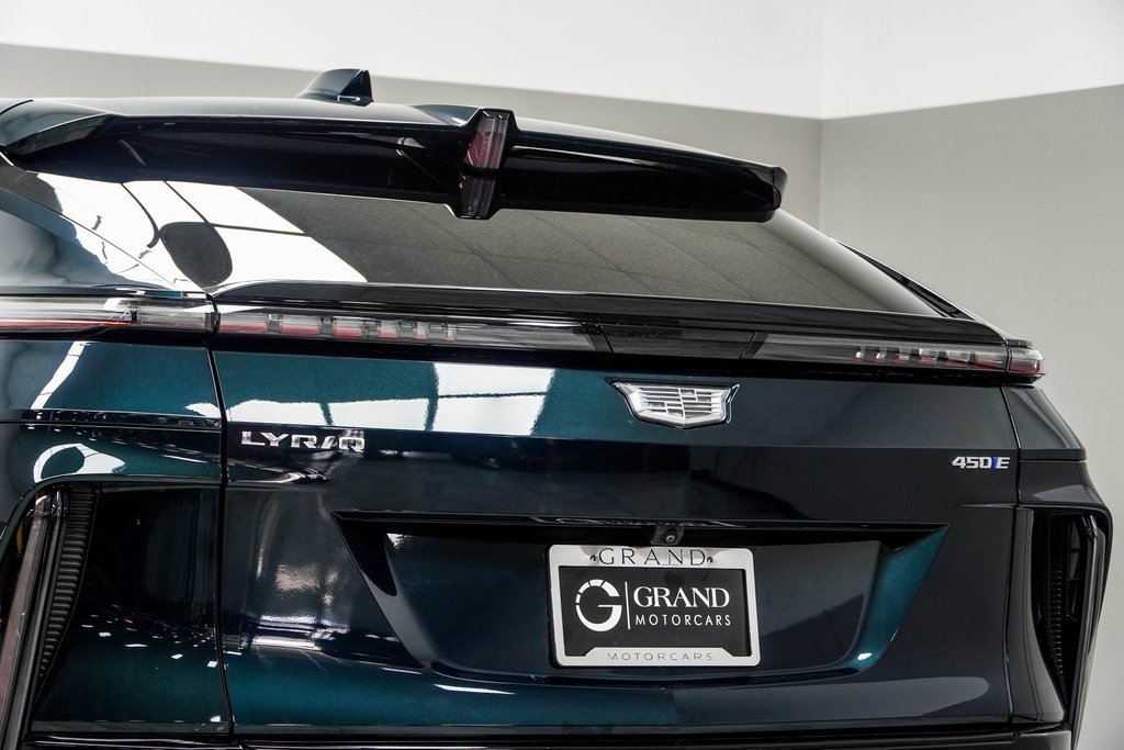 Vehicle image 7 of 39