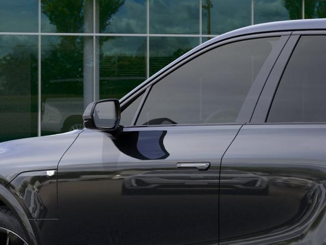 Vehicle image 12 of 24