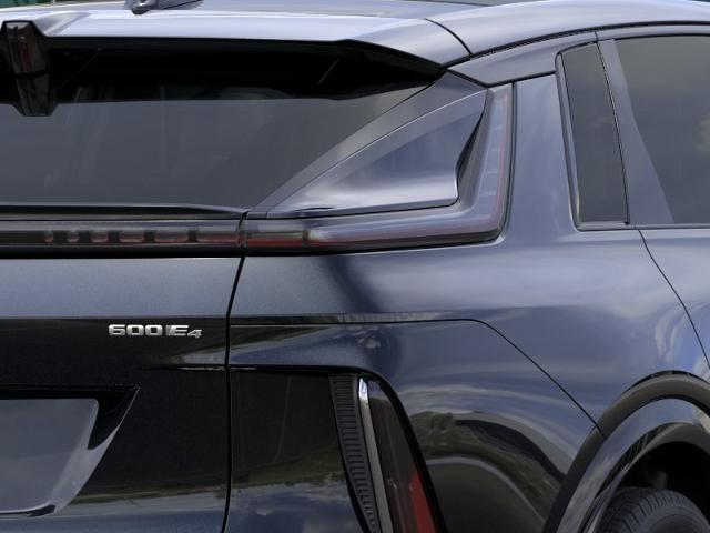 Vehicle image 11 of 24