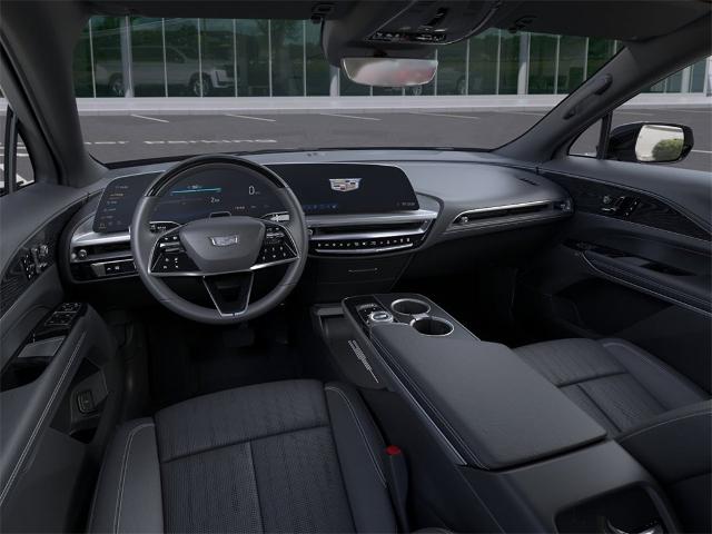 Vehicle image 15 of 24