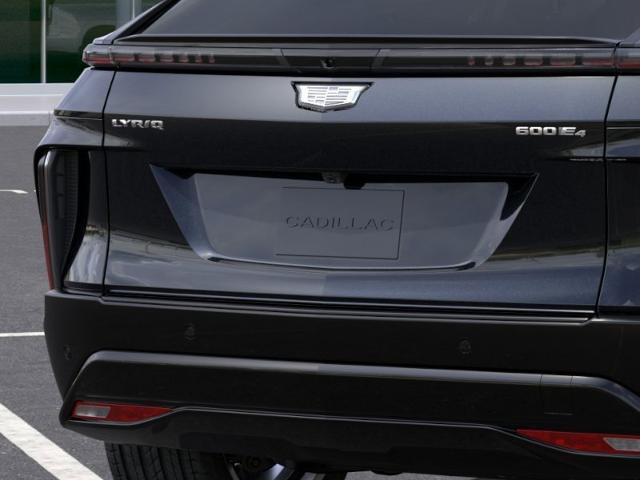Vehicle image 14 of 24